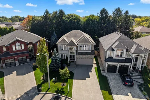 20 Lorupe Court, ON L9G 0C8