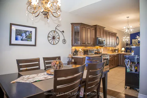 6 Driftwood Drive, ON N3Y 5N1