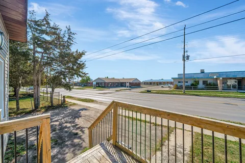 325 Sidney Street, ON K8P 3Z5