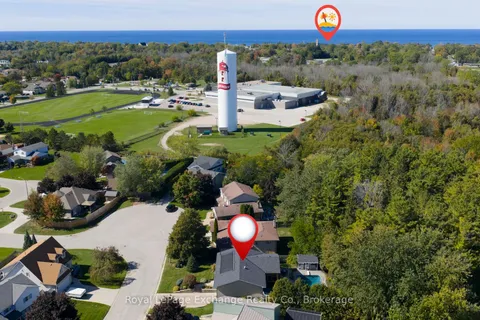 723 Goldie Crescent, ON N2Z 2Z9