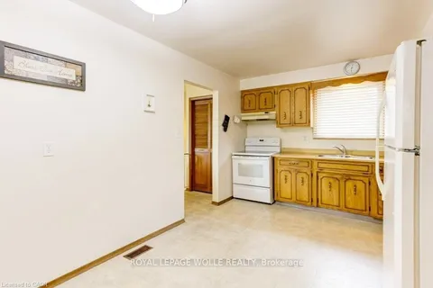 582 Skylark Road, ON N2V 1B9