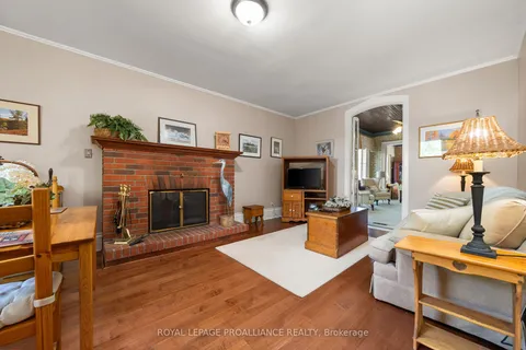 103 Bridge Street, ON K0K 2T0