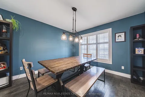 19 Liuna Court, ON L8E 5Z1