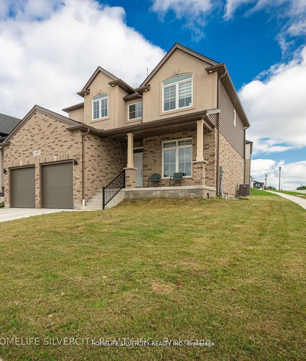 1937 Boardwalk Way, ON N6K 4P9