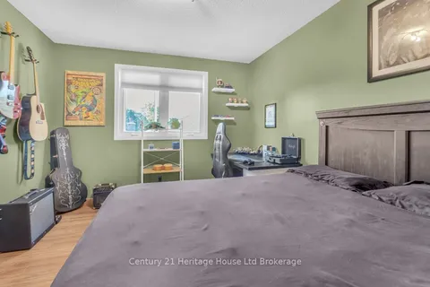 4 Demeyere Avenue, ON N4G 4V5