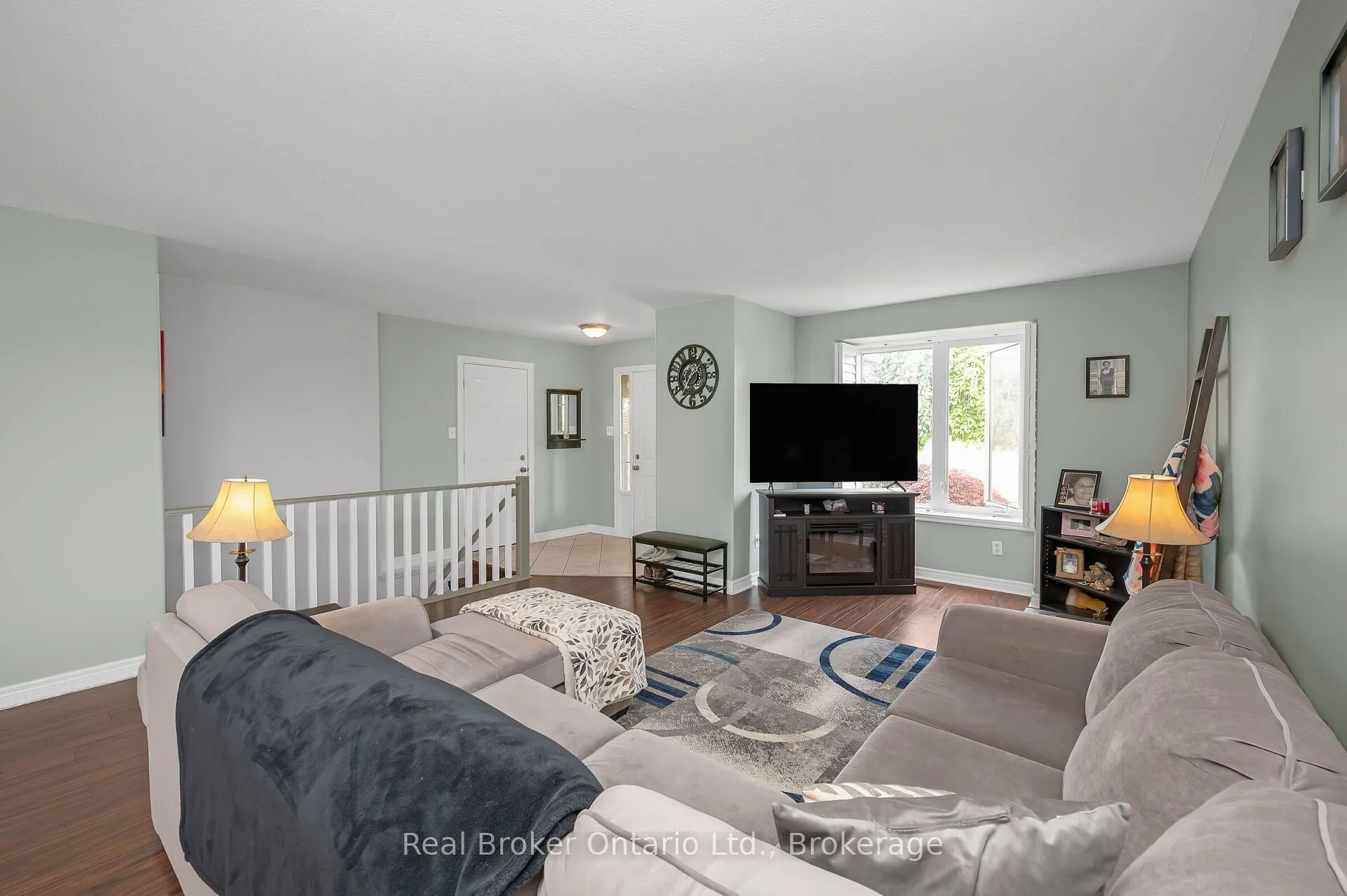 307 Brant County 18 Road, ON N3T 5L9