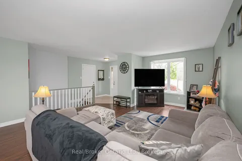 307 Brant County 18 Road, ON N3T 5L9