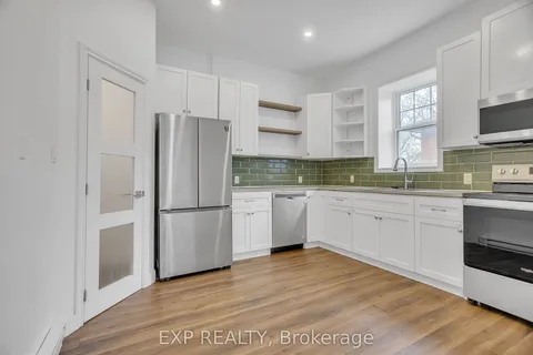 19 Isabel Street, ON K8P 3N4