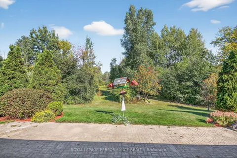 8329 Rodney Farm Drive, ON K0A 2P0