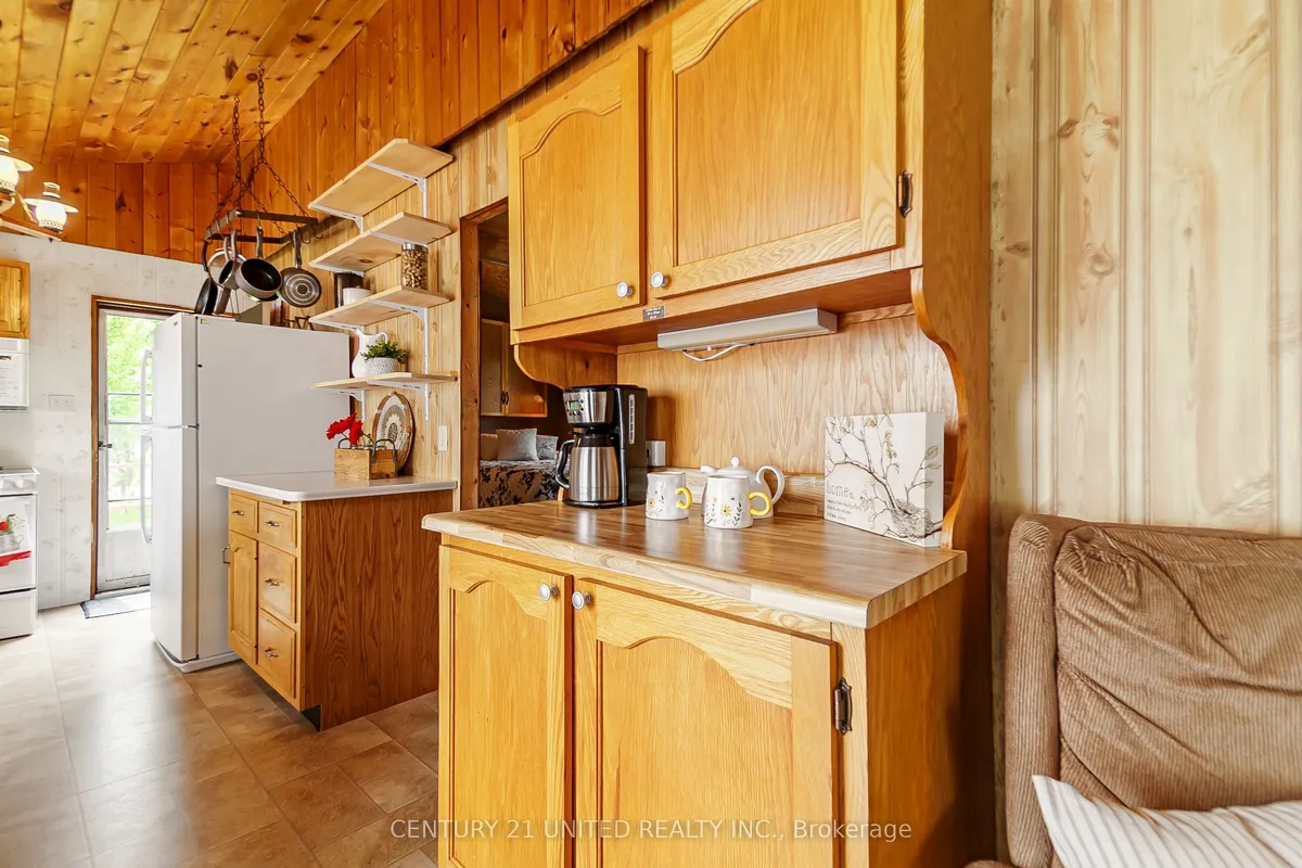 37 Lakeshore Road, ON K0L 2G0