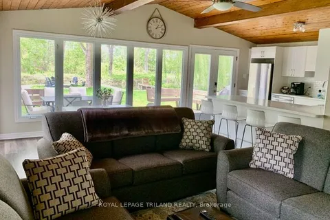 16 Howey Avenue, ON N0E 1M0