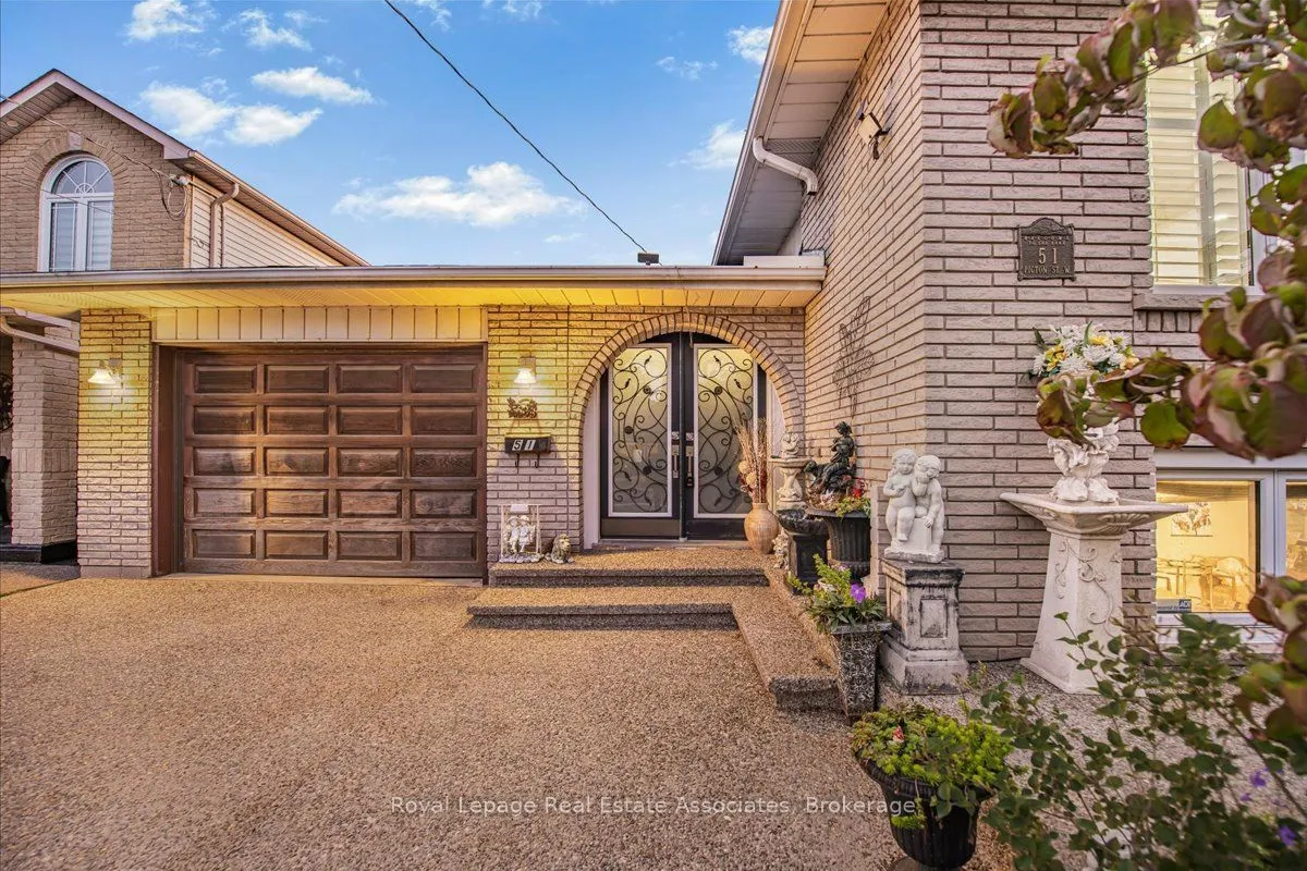 51 Picton Street, ON L8L 1E4