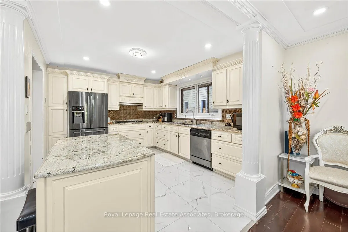 51 Picton Street, ON L8L 1E4