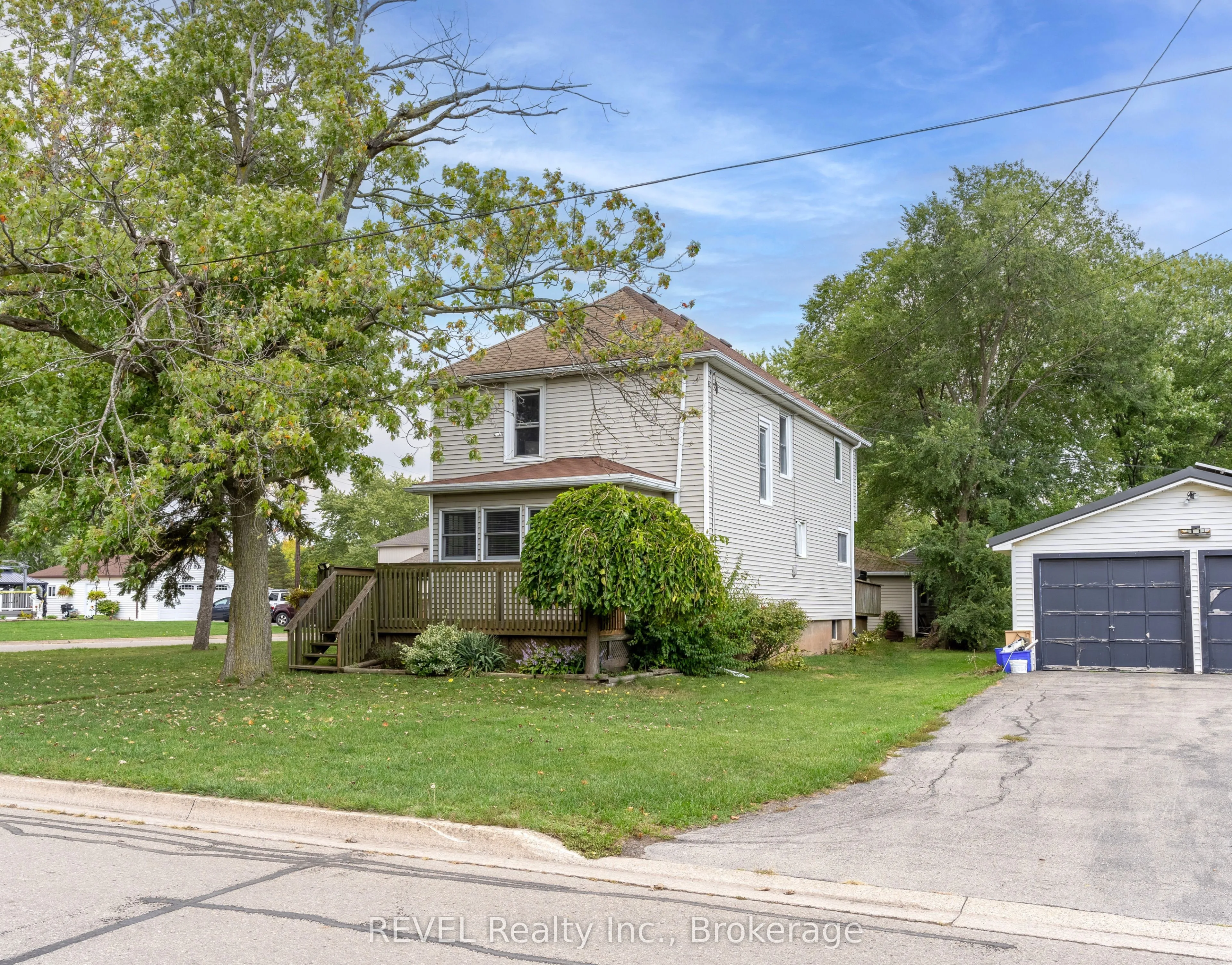 32 Bay Avenue, ON L3B 3G6