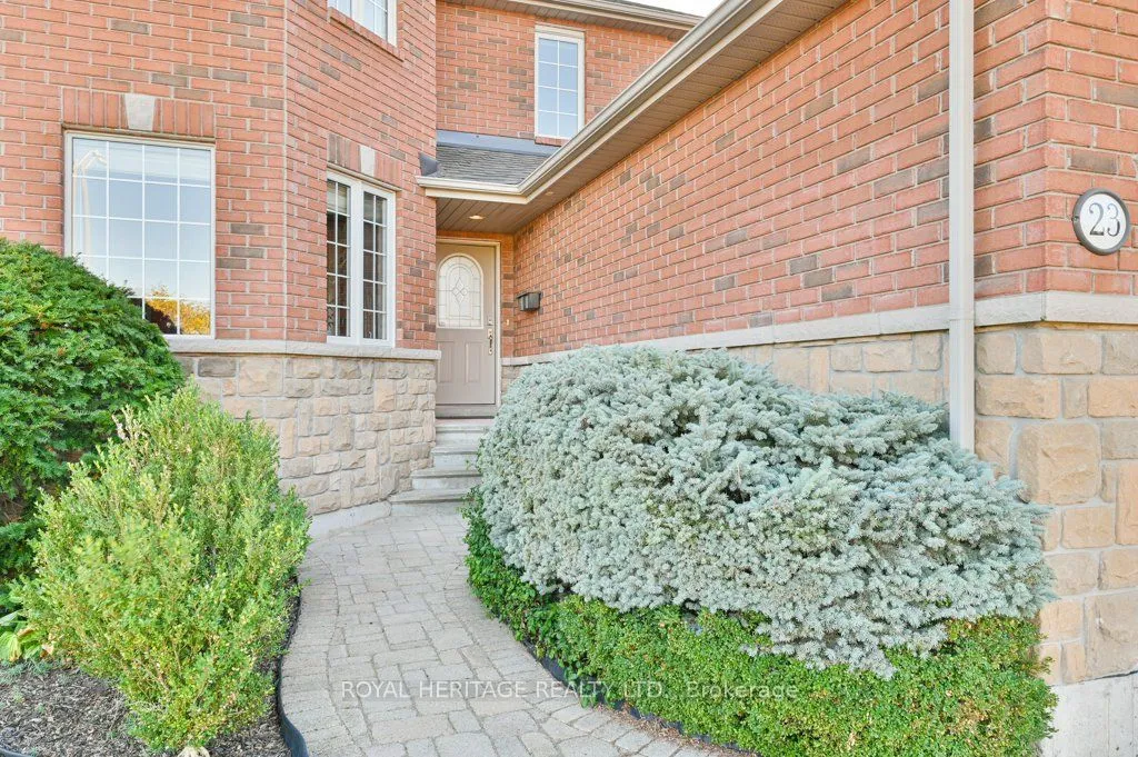 23 Magnolia Court, ON K8P 5M7