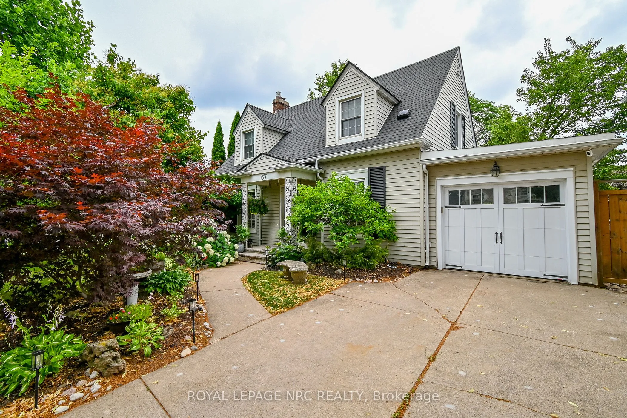 67 Hillcrest Avenue, ON L2R 4Y4