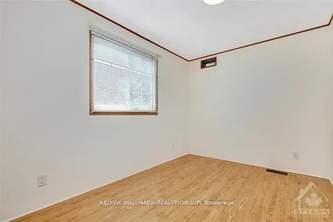 2 Spring Lake Private, ON K0A 1B0