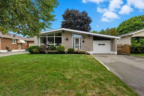 31 Buckingham Street, ON N3R 3A9