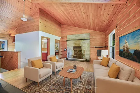 9118 County 44 Road, ON K0E 1X0