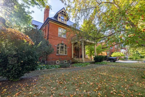 105 Vansittart Avenue, ON N4S 6E5