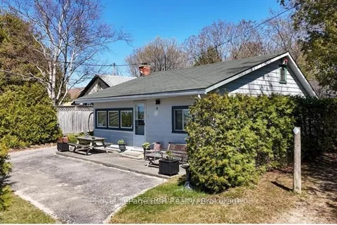 9 LAKESHORE Boulevard, ON N0H 2G0