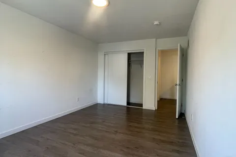 400 Alberta Street, ON L3B 0K5