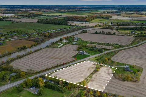 V/L Regional 27 Road, ON L0S 1V0