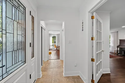 202 Alwington Place, ON K7L 4P8