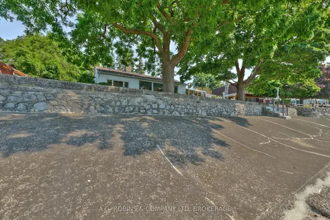 10773 Lakeshore Road, ON L0S 1V0