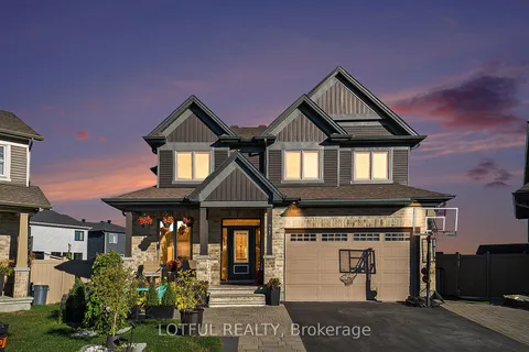 71 Aridus Crescent, ON K2S 2L3