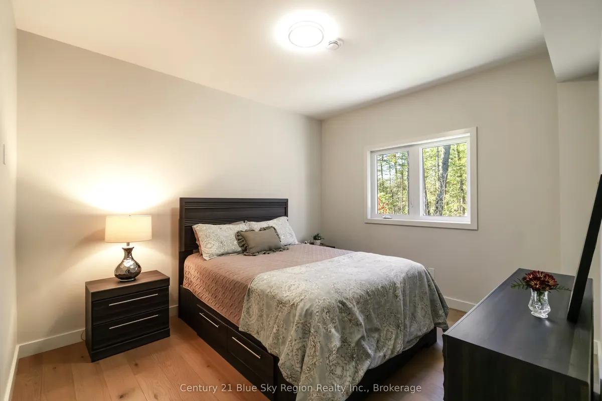 160 Sugarbush Street, ON P1C 1M8