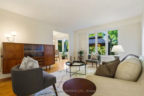 15 Blue Forest Drive, ON L3M 4R4