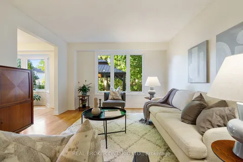 15 Blue Forest Drive, ON L3M 4R4