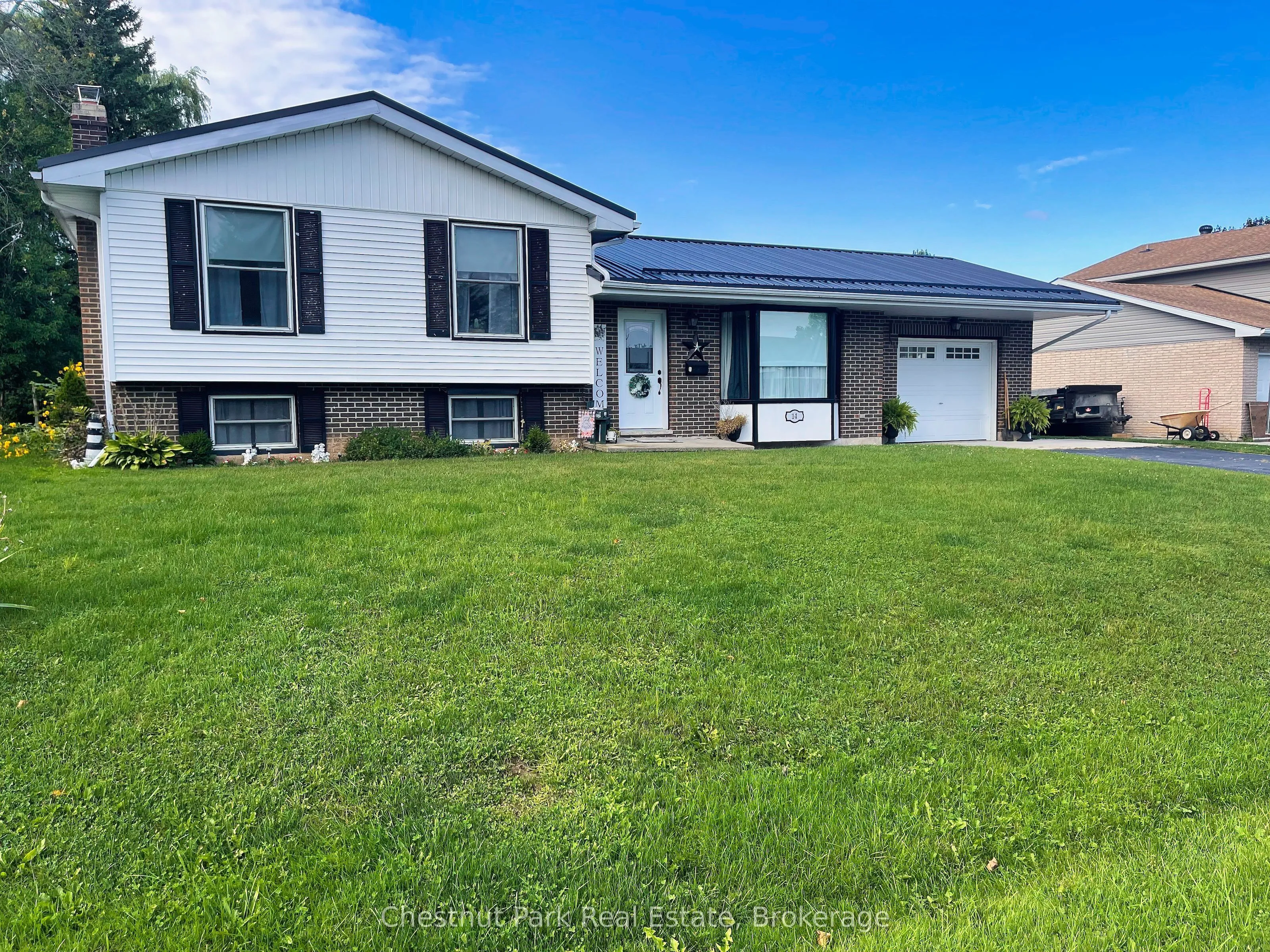 14 Tower Road, ON N0G 1L0