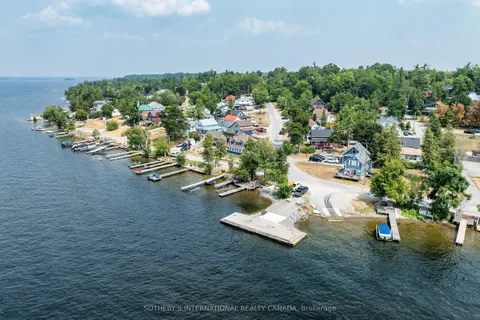 42 Pavillion Road, ON K0M 1L0