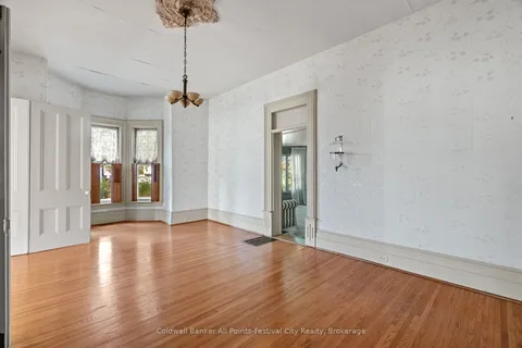 55 Nelson Street, ON N7A 1R7