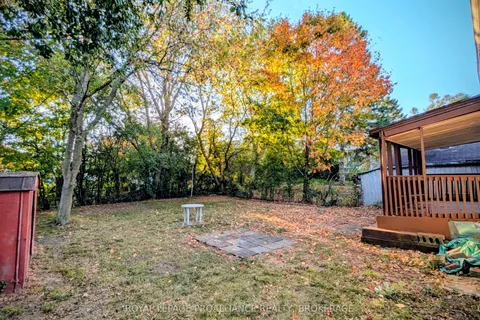 79 McDonald Avenue, ON K7M 1R2