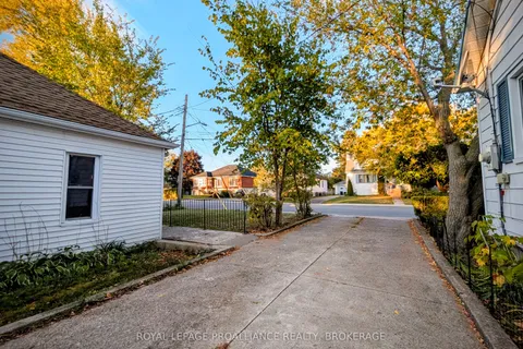 79 McDonald Avenue, ON K7M 1R2