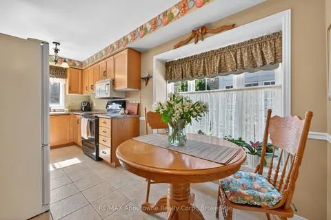 31 Elderberry Avenue, ON L3M 5R5