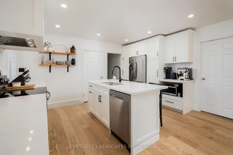 3 Clarke Street, ON L3M 1Y5