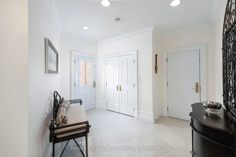 75 Ridge Road, ON L8J 2V9