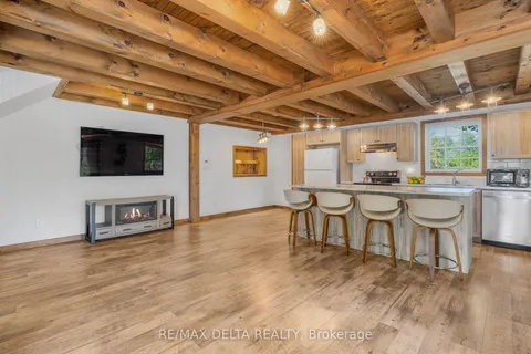 439 Front Road, ON K0B 1K0