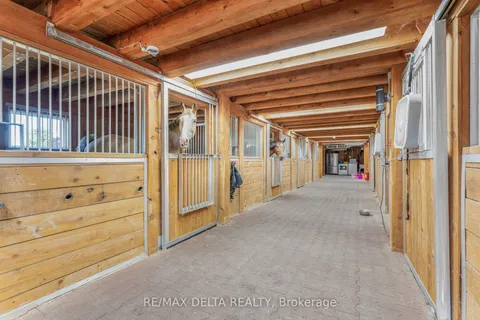 439 Front Road, ON K0B 1K0