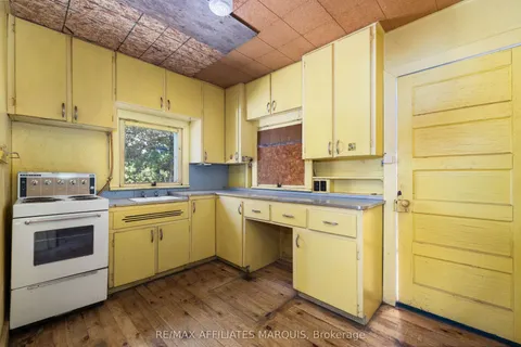 6 R9 (rideau Ferry) Road, ON K0G 1L0