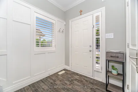 11 Brooking Court, ON L9G 0A6