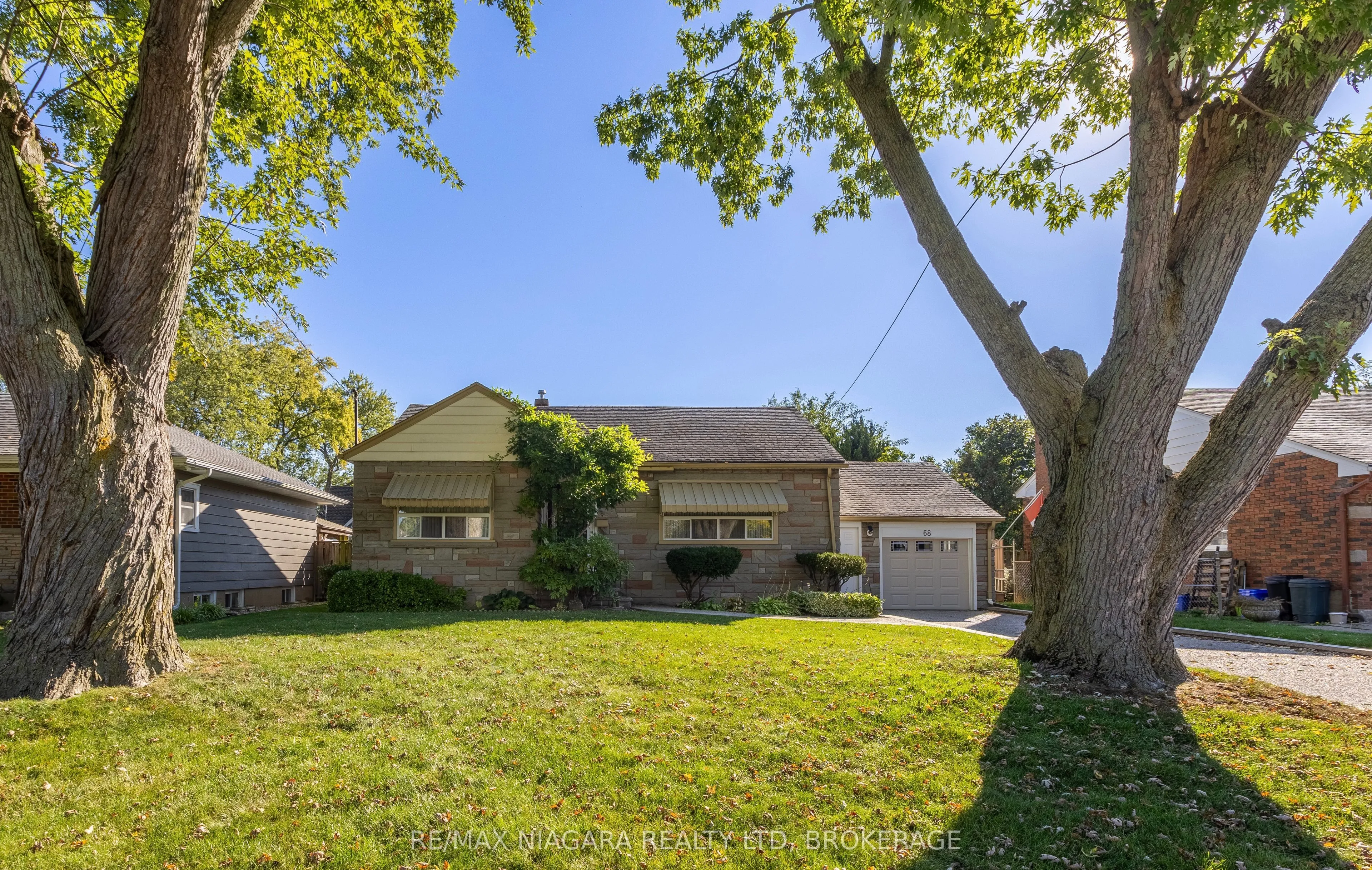 68 Connaught Avenue, ON L3C 1G5