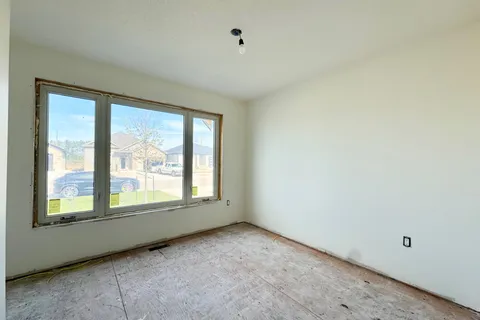 448 BURNSIDE Street, ON N0H 2C3