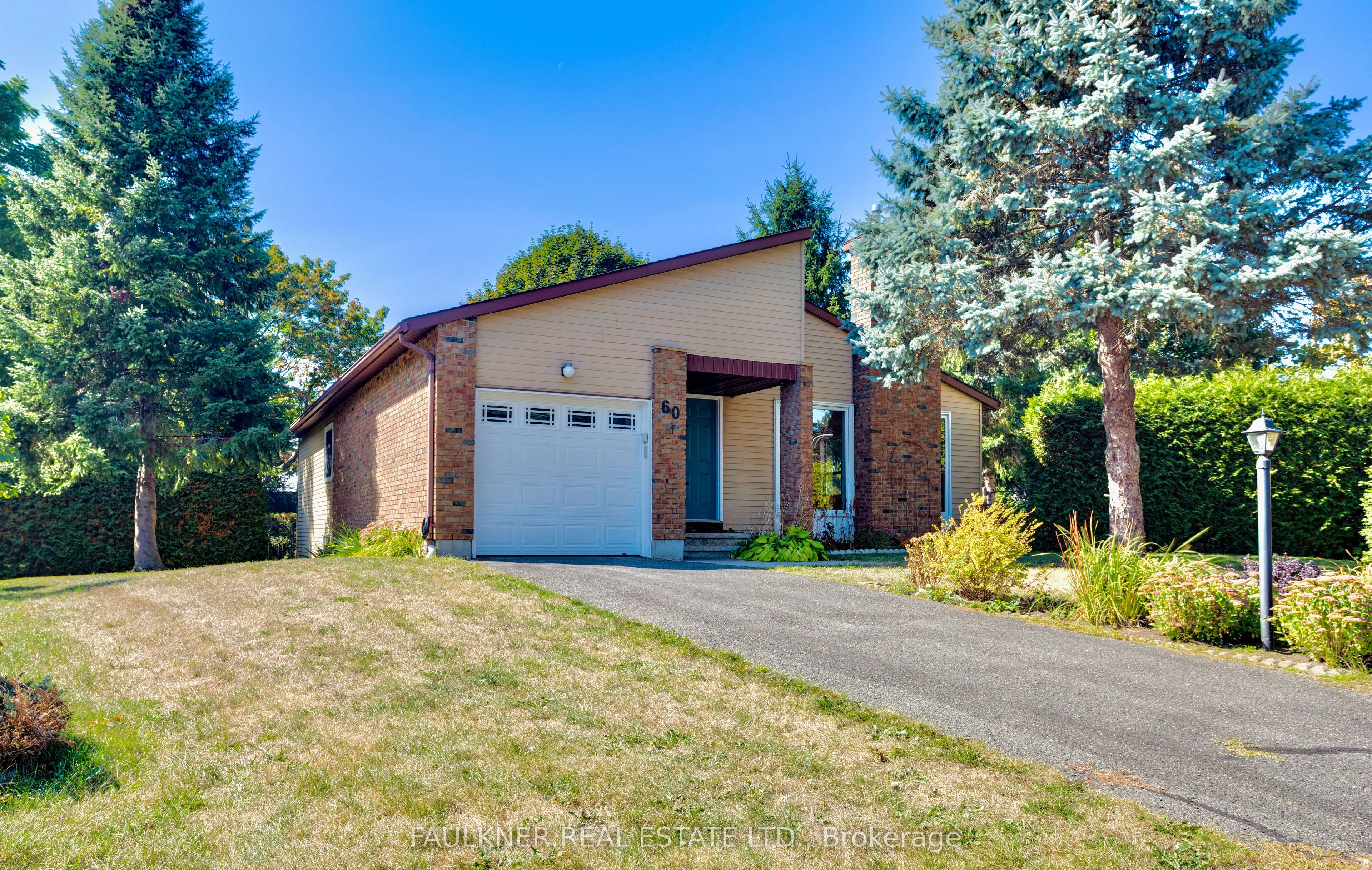 60 Melville Drive, ON K2J 2E1