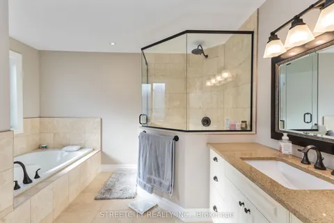 1160 Cardinal Road, ON N6M 0C3