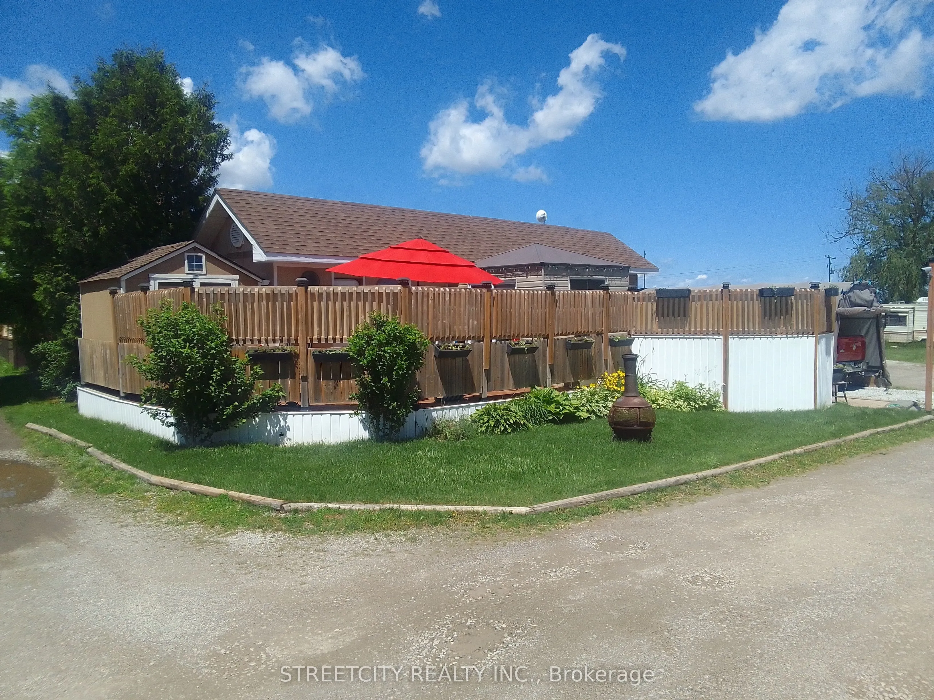 4351 London Line, ON N0N 1T0